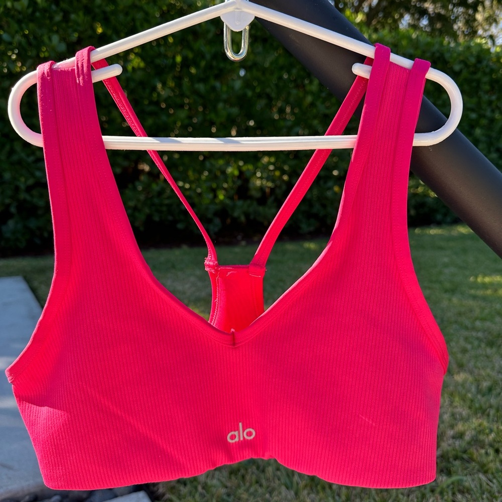 ALO Yoga Vibrant Pink Sports Bra